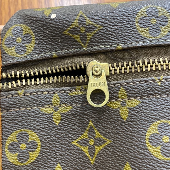 Vintage Authentic Louis Vuitton Garment Cloth Travel Bag - Picture 9 of 10